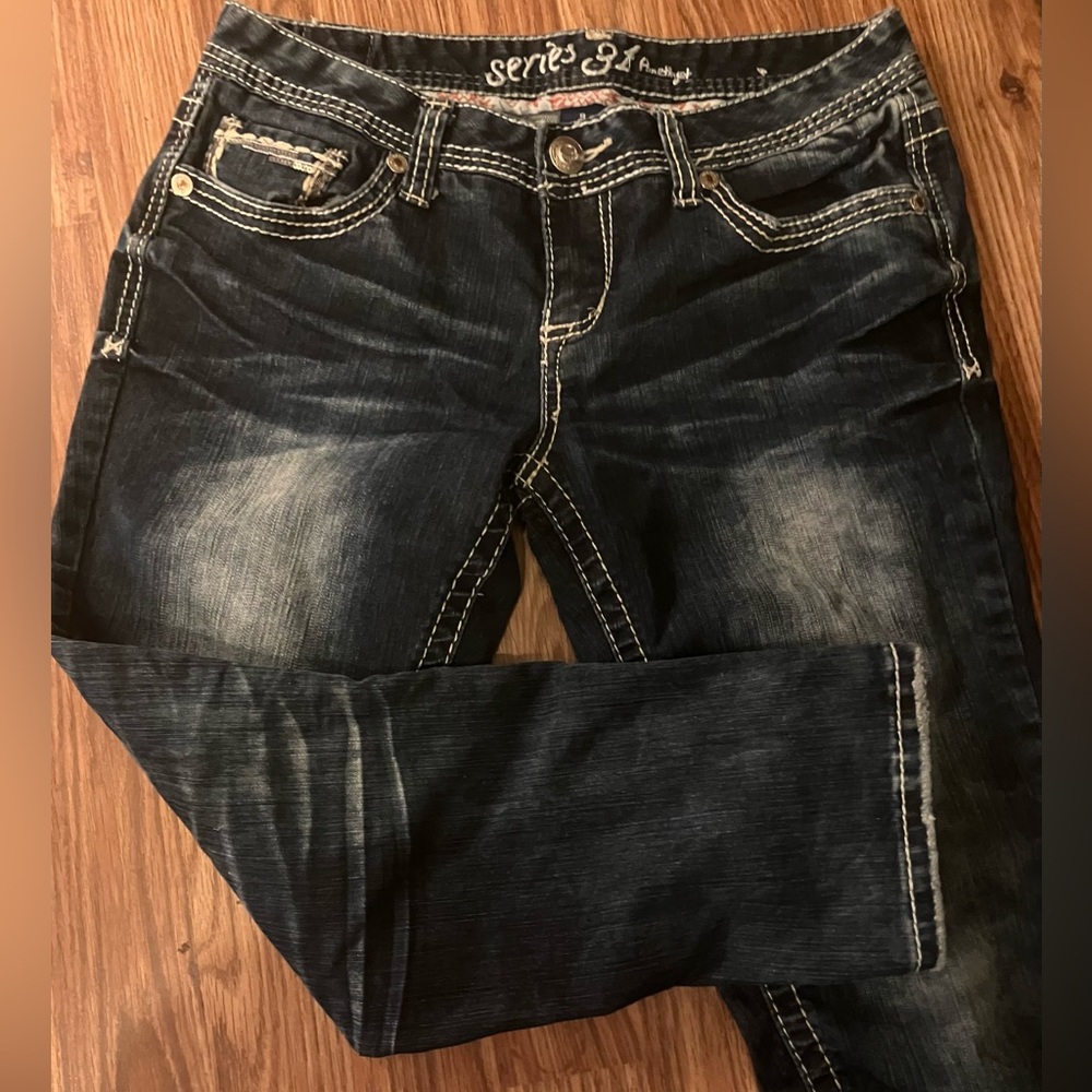 Amethyst Series 31 capris